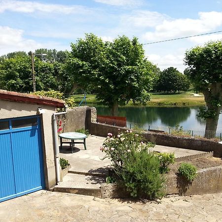 Le Gite Du Port Saint-Pierre-de-Boeuf Номер фото